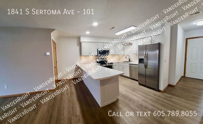 Photo - 1841 S Sertoma Ave