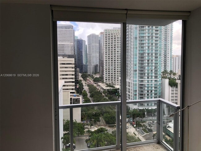 Photo - 1060 Brickell Ave Unidad 1501
