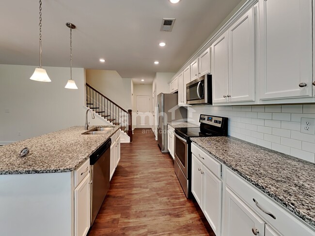 Photo - 3548 Okelly Dr
