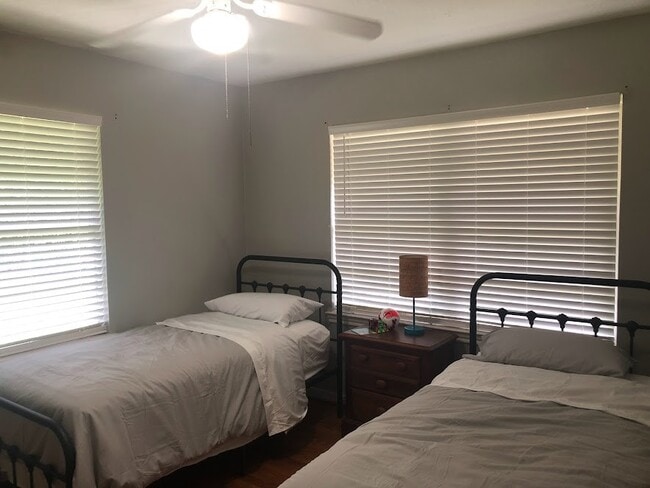 Photo - 9626 Long Branch Ln