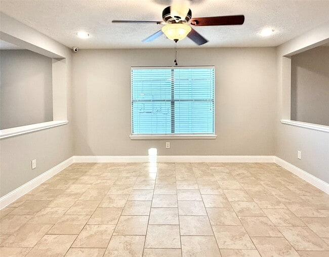 Photo - 16026 Arapaho Bend Ln