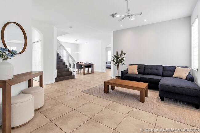 3548 W 88th St