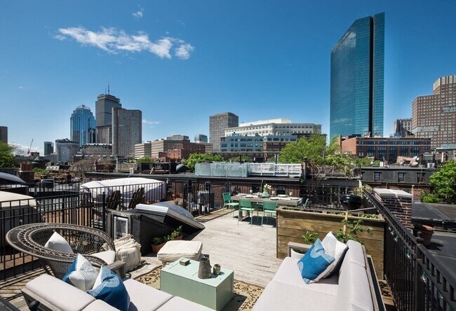 Building Photo - 85 Appleton St Unit 4