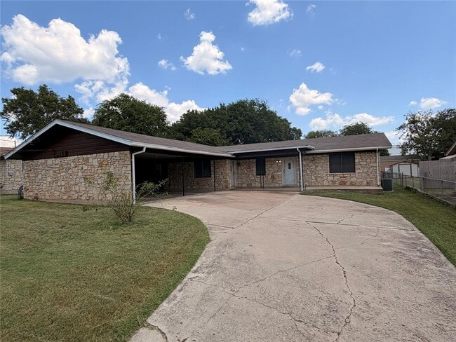 Building Photo - 7406 Southgate Ln