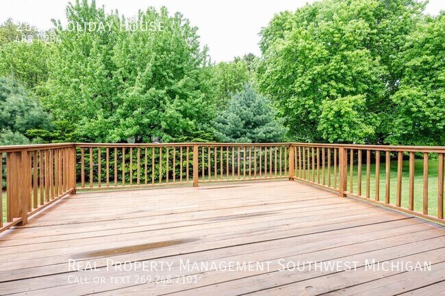 Photo - 2523 Holiday House Rd