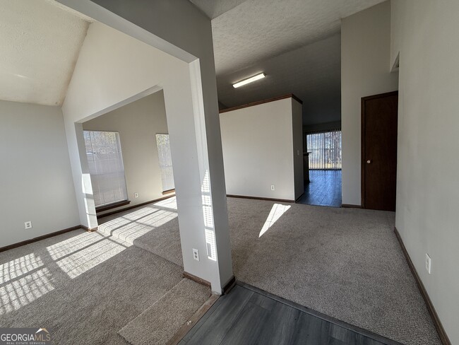 Photo - 235 Whirlwind Ct