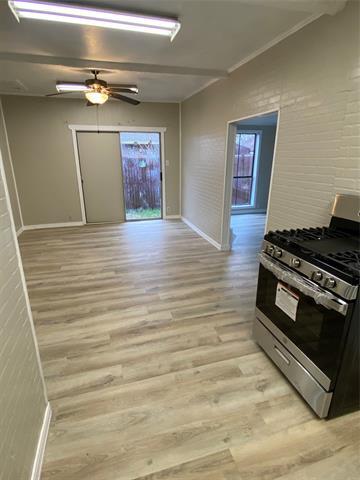 Photo - 105 S 3rd St