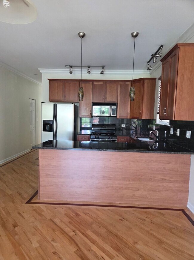 Photo - 2647 W Haddon Ave