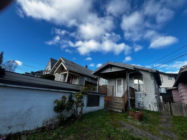 Photo - Downtown Bremerton Charmer