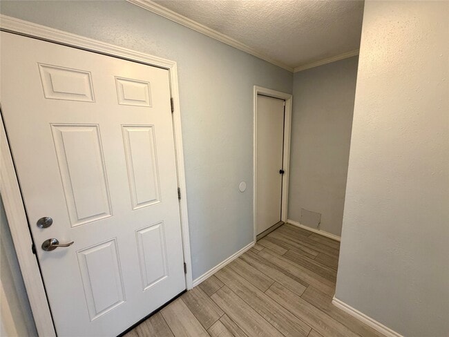 Photo - 19335 Diversion Dr