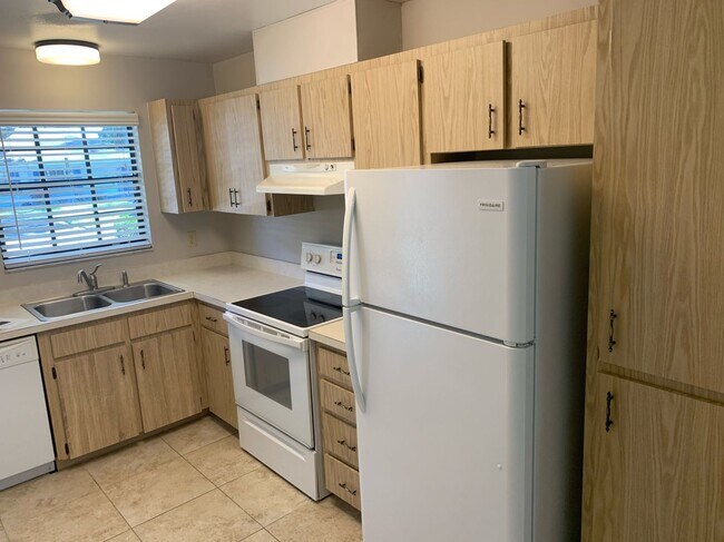 Photo - Eustis 2 Bed, 2 Bath Condo