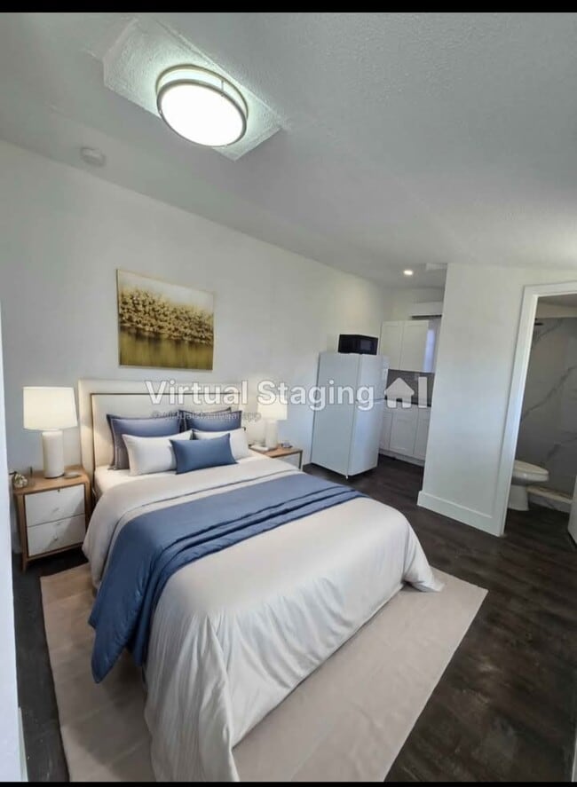 Building Photo - 3301 SW 97th Ave Unit Corner