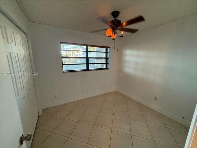 Photo - 18200 Mediterranean Blvd
