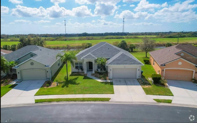Building Photo - 2760 Suncoast Lakes Blvd Rental
