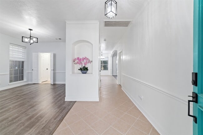 Photo - 20415 Longspring Dr
