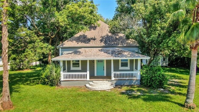 Building Photo - 107 W Virginia Ave Rental