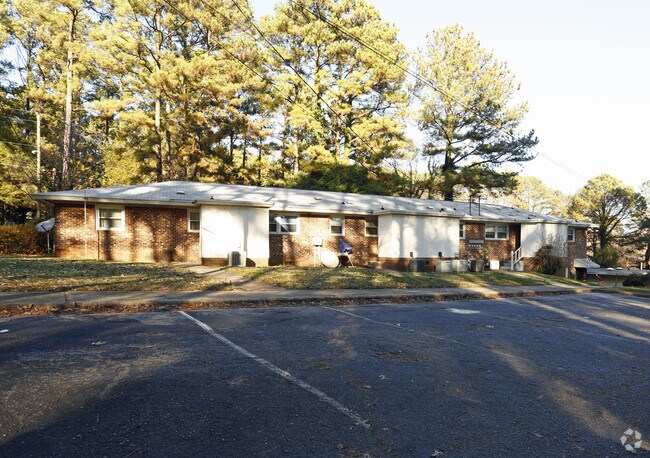 Photo - Penwood Apartments