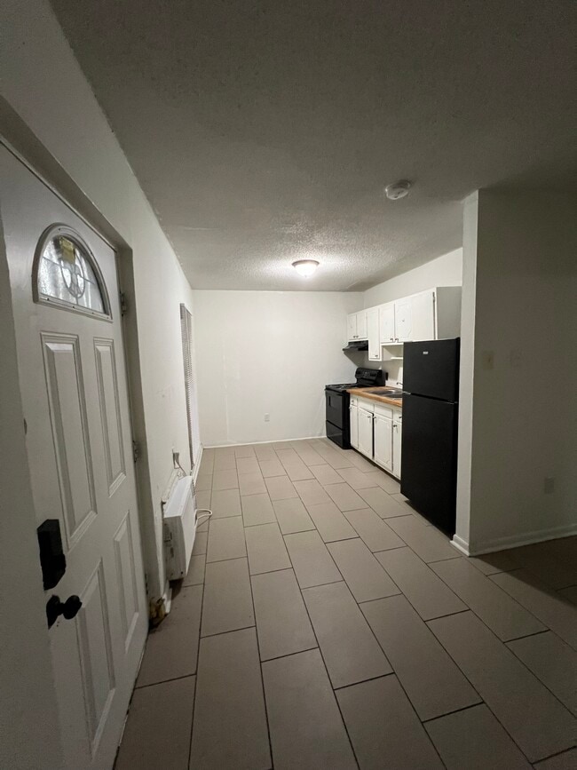 Photo - 636 N 39th St Unit 2