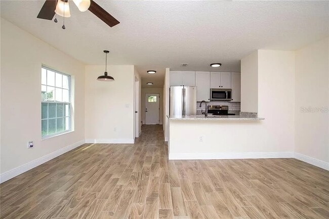 Photo - 2637 Hunt Club Ln