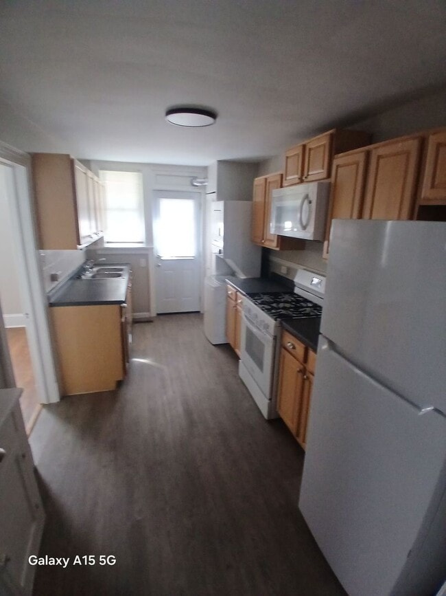 Photo - 3413 Stuart Ave Unit Apt #1st Flr
