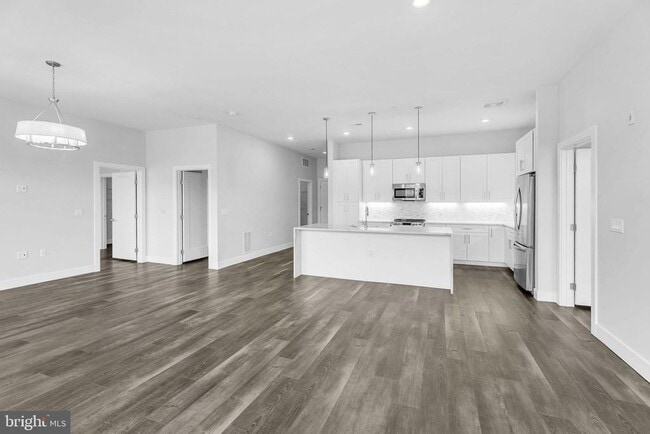 Building Photo - 1761 Old Meadow Rd Unit 521 Rental