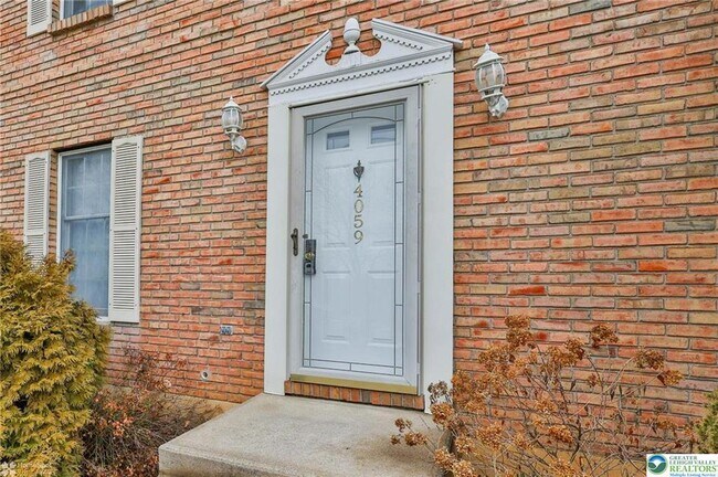 Photo - 4059 Wedgewood Rd