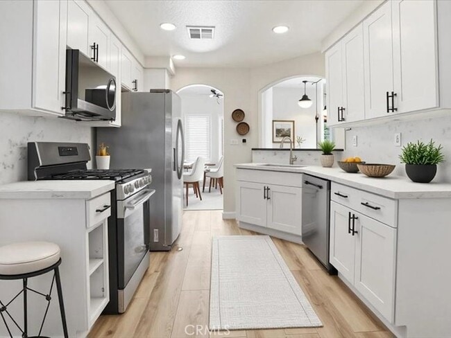 Photo - 356 Carrione Ct