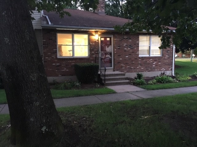 Building Photo - 2 Windwood Dr Unit 2