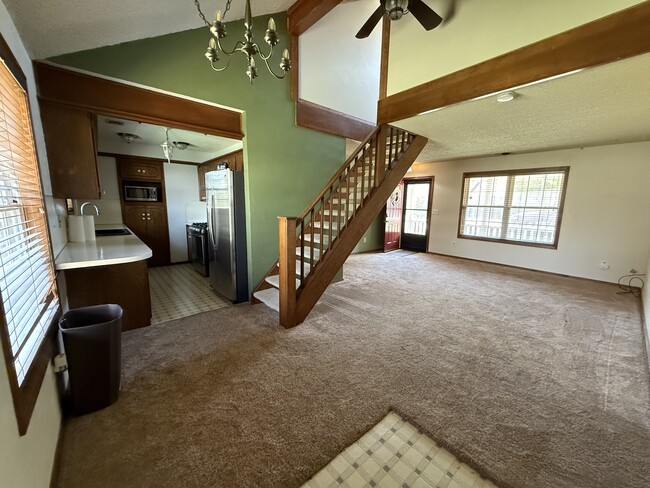 Photo - 2208 Timbercrest Dr