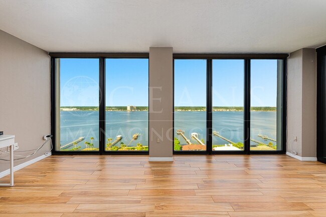 Photo - Location, Location, Location Unit 17B2