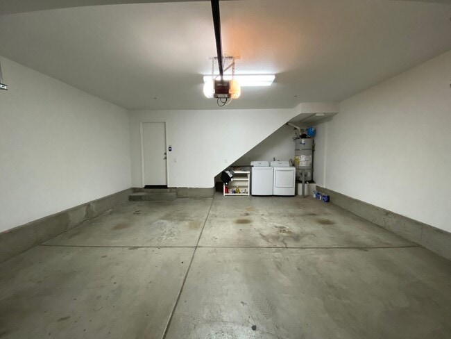 Photo - 3 Bedroom Townhome in gated Corte Bella community!!