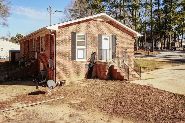 Photo - Large Single Family Home!