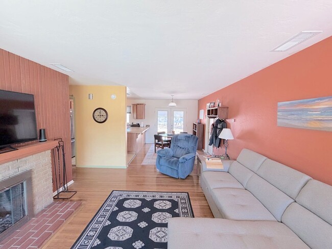 Photo - Charming 3 Bedroom, 2 Bathroom NE ABQ Home. Refrigerated Air! Spacious backyard. Near Uptown