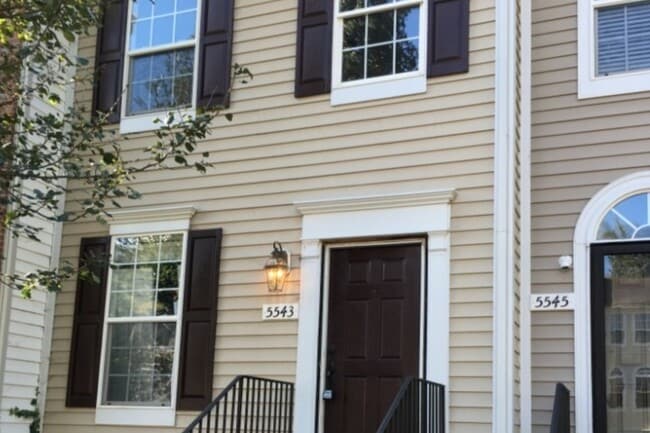 Photo - 5543 Crabtree Park Ct Townhome
