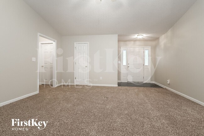 Photo - 4355 Oak Creek Dr