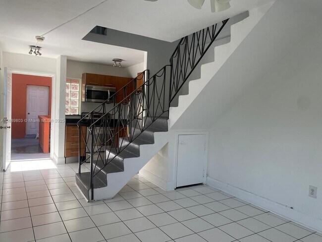 Photo - 421 NE 68th St Unit 14