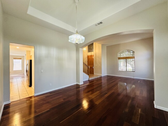 Photo - 672 W Raven Dr