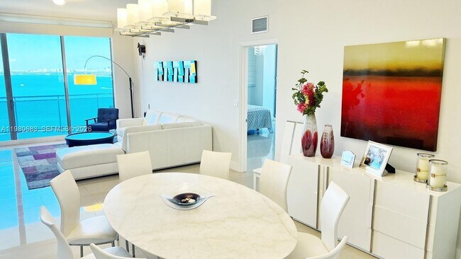 Photo - 7901 Hispanola Ave Unidad 1611