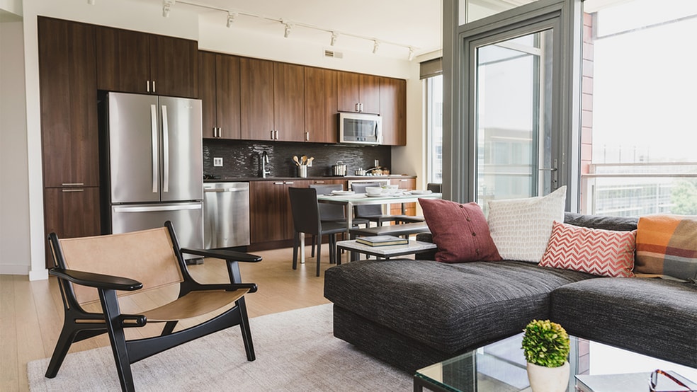 Open concept floor plan great for entertaining