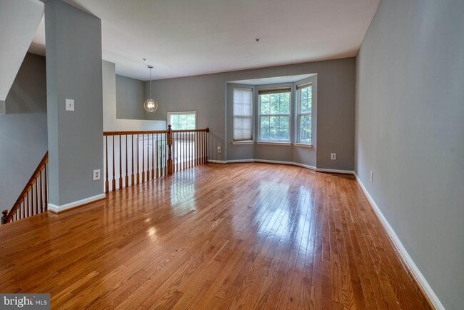 Photo - 30 Flaxleaf Ct