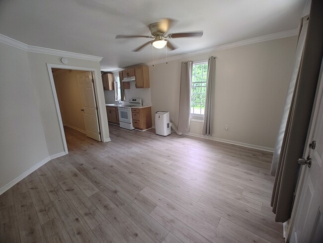 Photo - 322 Elm St Unit A