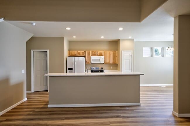 Photo - ARTS & CRAFTS GORGEOUS 2 STORY 3 BEDROOM + OFFICE 2.5 BATH. POOL, CLUBHOUSE, TENNIS INCLUDED!