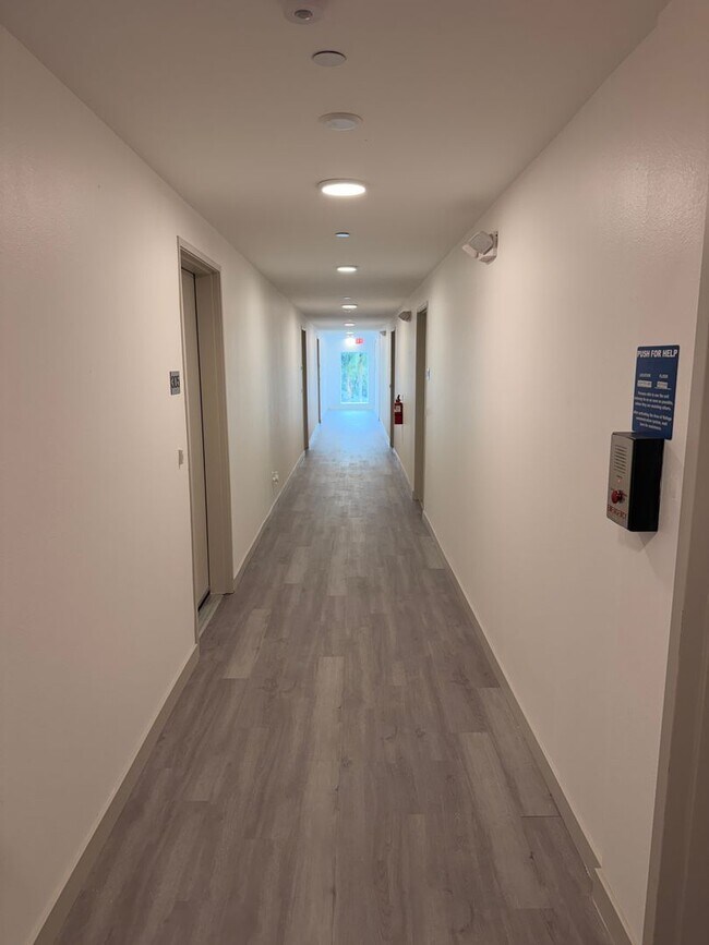 2403 Clyde Ave Unit 2403 Clyde Ave - 101