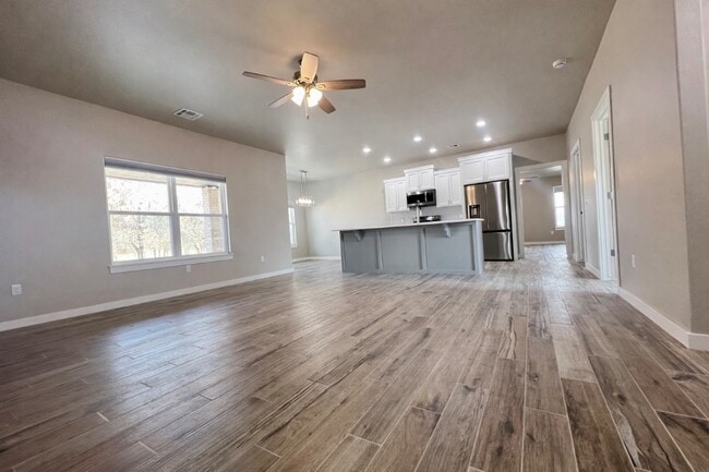 Photo - 2184 Hilltop Ln