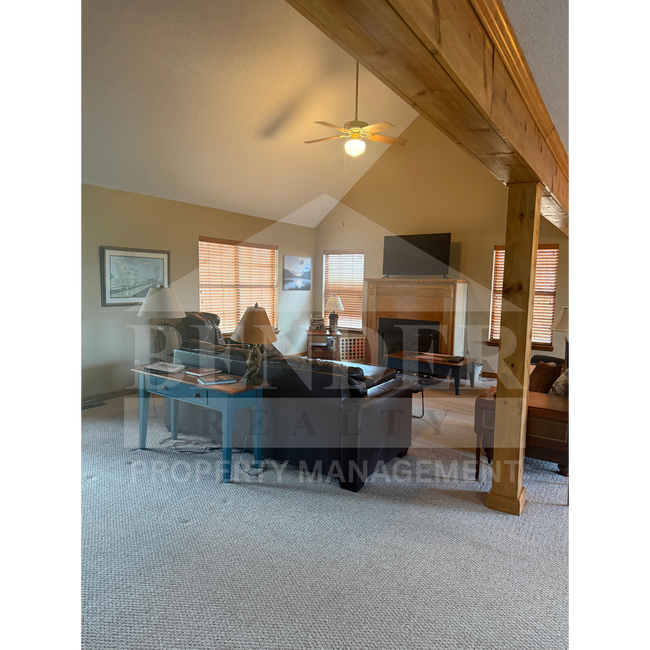 Photo - 178 McClary Dr Unidad McClary Dr. A/B- B