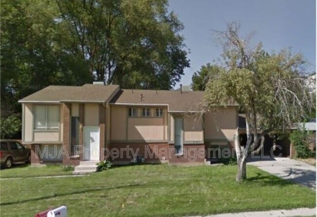 Photo - 1817 E Vine St Casa