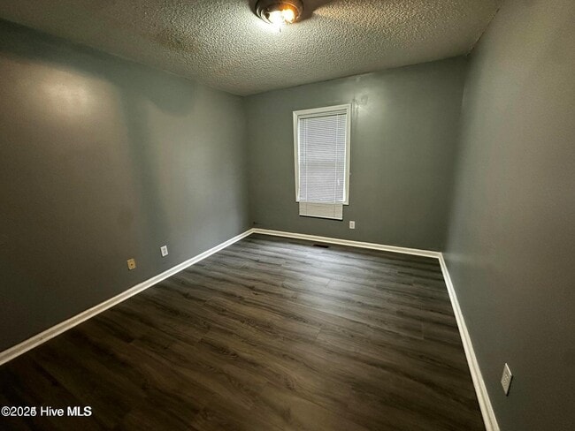 Photo - 2152 Flagstone Ct