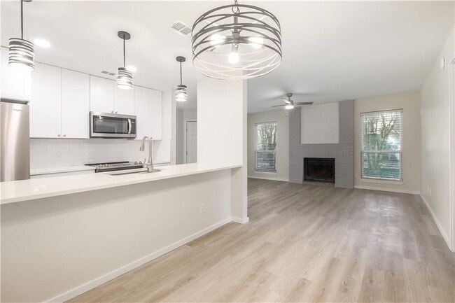 Building Photo - 10616 Mellow Meadow Dr Unit 35A Rental