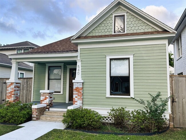 Photo - 540 Harvard St