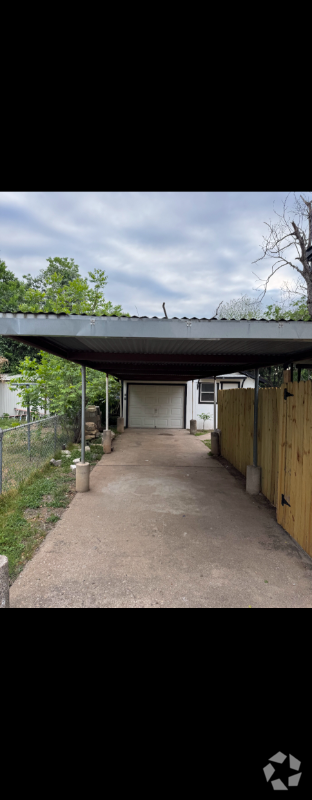 Building Photo - 606 Springdale Rd Rental